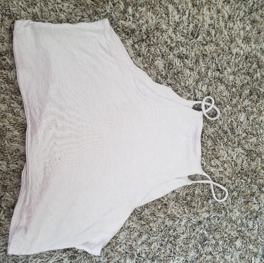 Crop Top! - Picture 2 of 2